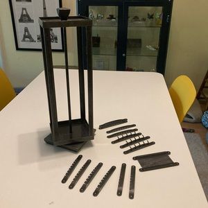 Magnetic Customizable Jewelry Organizer